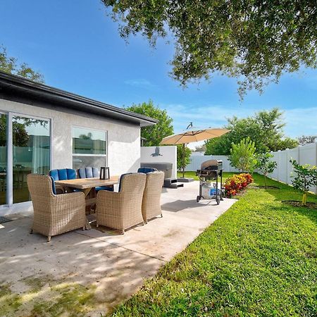 Tranquil Breeze Villa Bradenton Exteriör bild